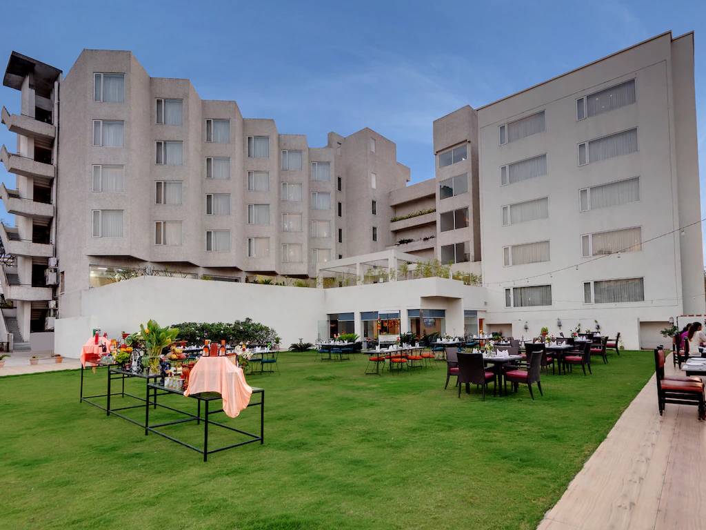 Hotel Amarpreet, Aurangabad - AM Hotel Kollection
